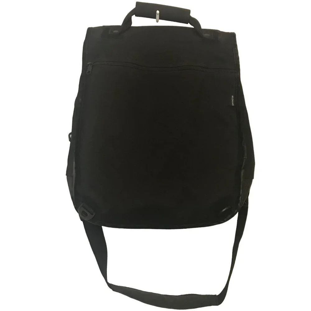 Kensington Black Apple Laptop Convertible Backpack Messenger Bag